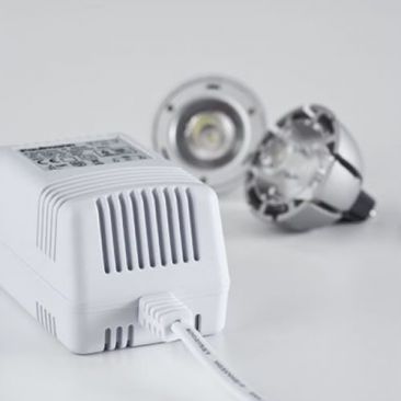 Transformateur LED 230/12V courant continu 20W blanc